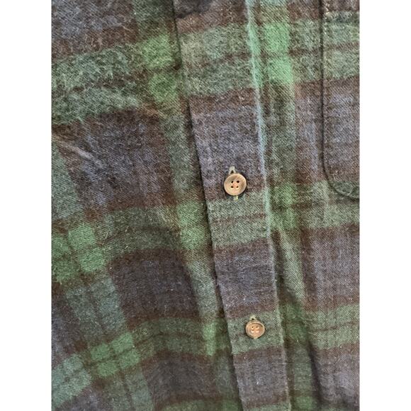 L.L.Bean Womens Flannel Button Up Shirt Size M Petites Green Plaid Fall Outdoor - Picture 6 of 9